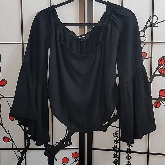 Yumi Kim Black Off the Shoulder Top - Picture 4 of 10